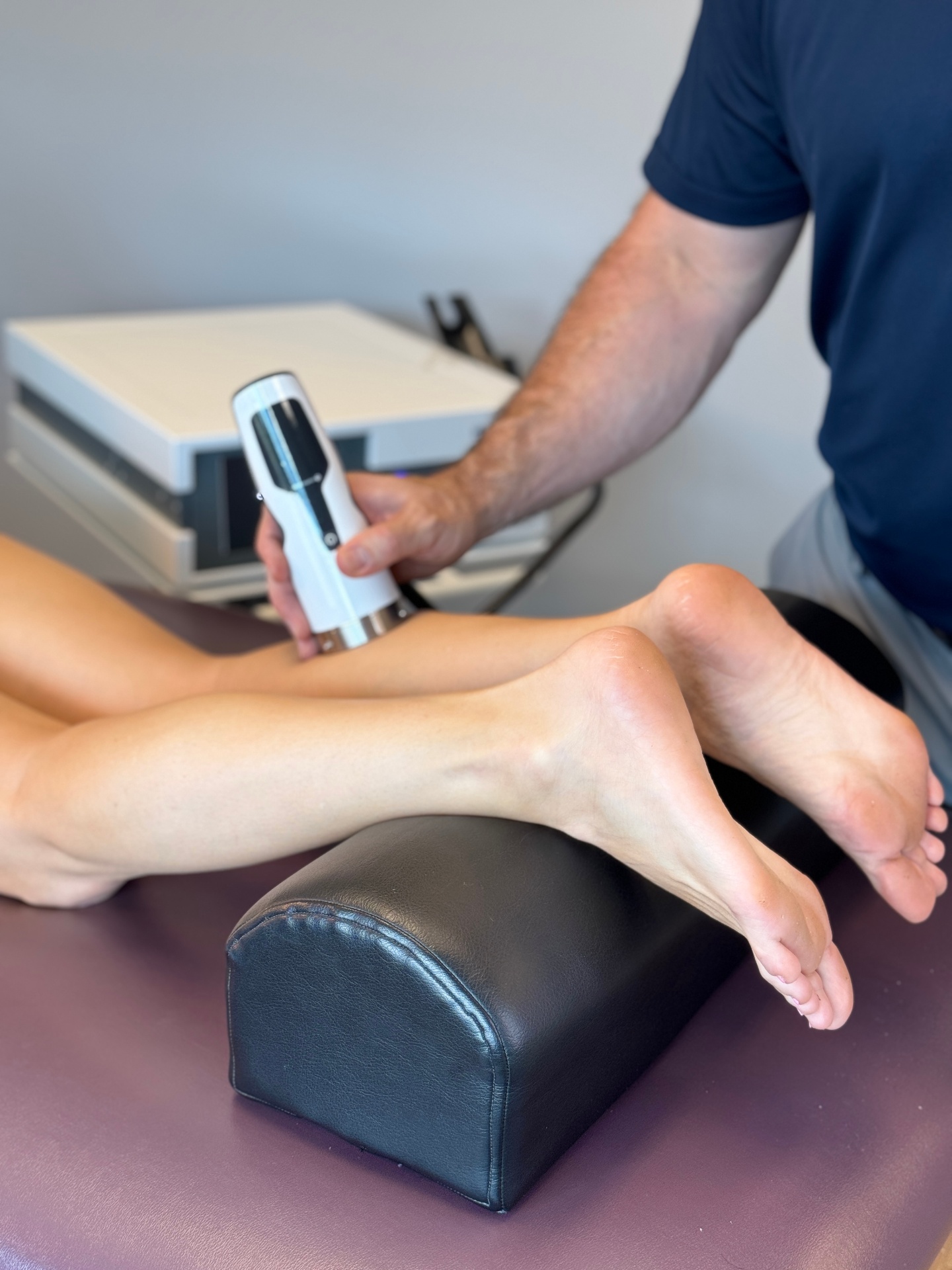 Shockwave therapy on foot and ankle